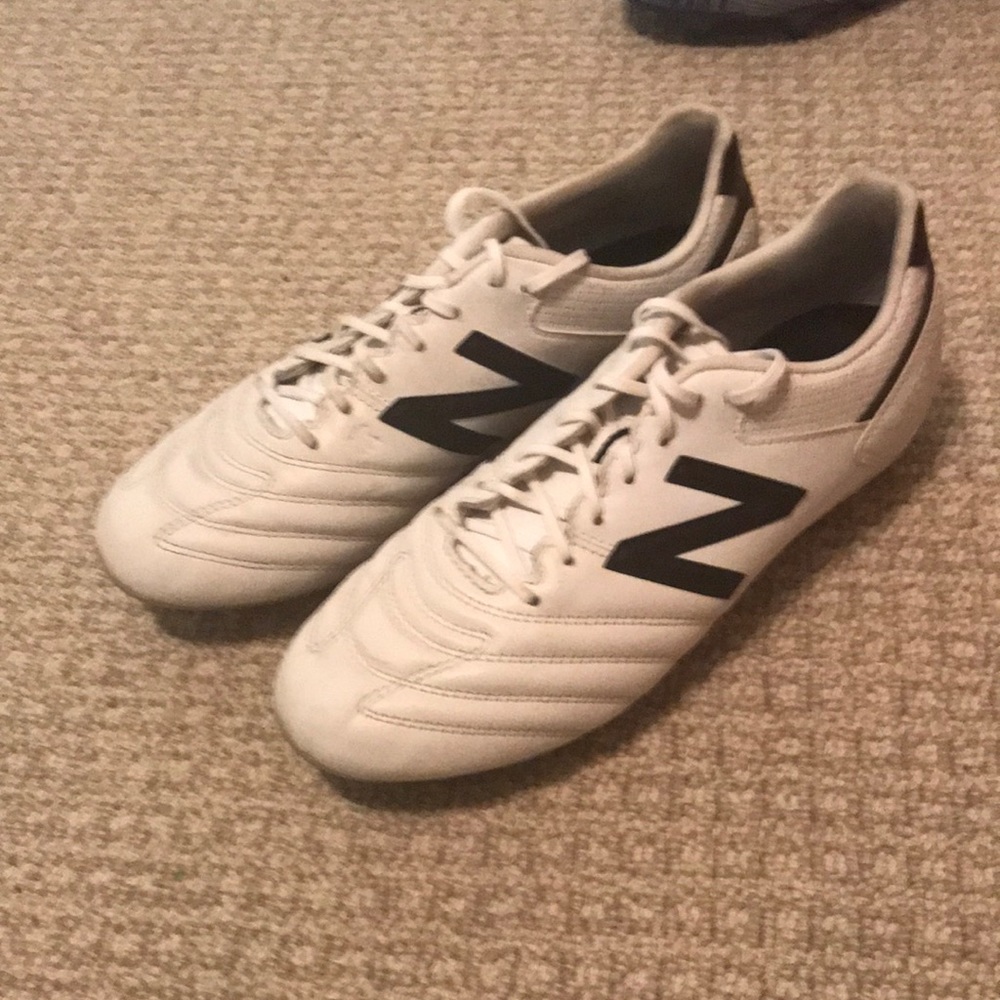 New Balance 442 soccer cleats